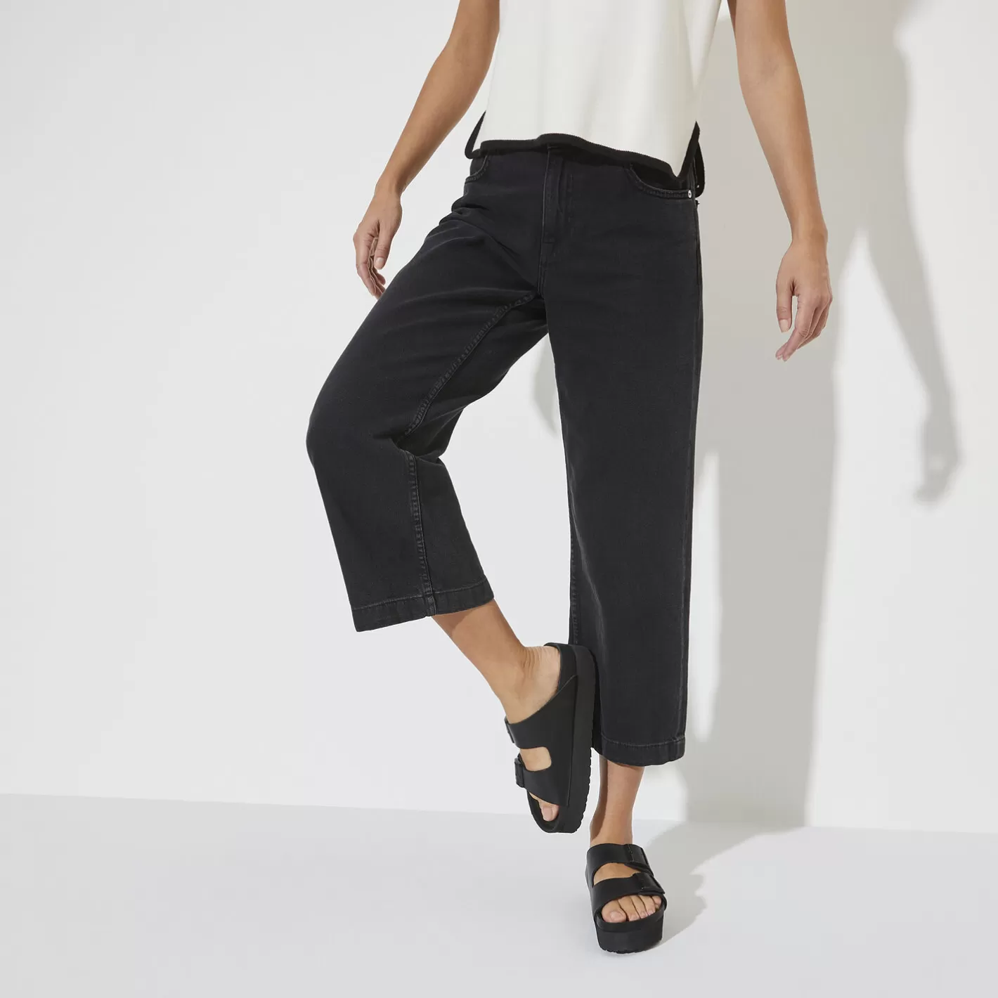 Flash Sale Birkenstock Arizona Platform Black