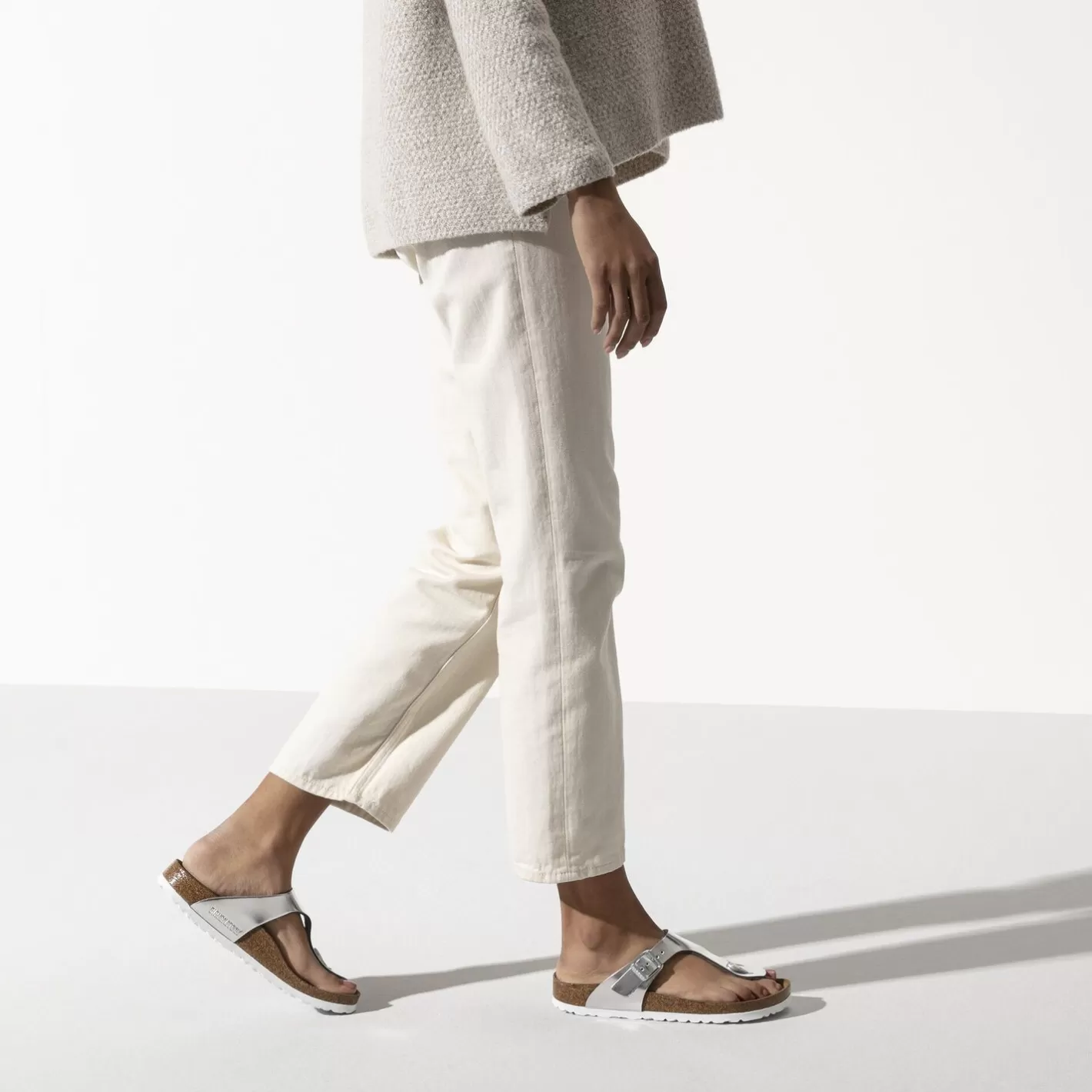 Flash Sale Birkenstock Gizeh Soft Footbed Metallic Silver