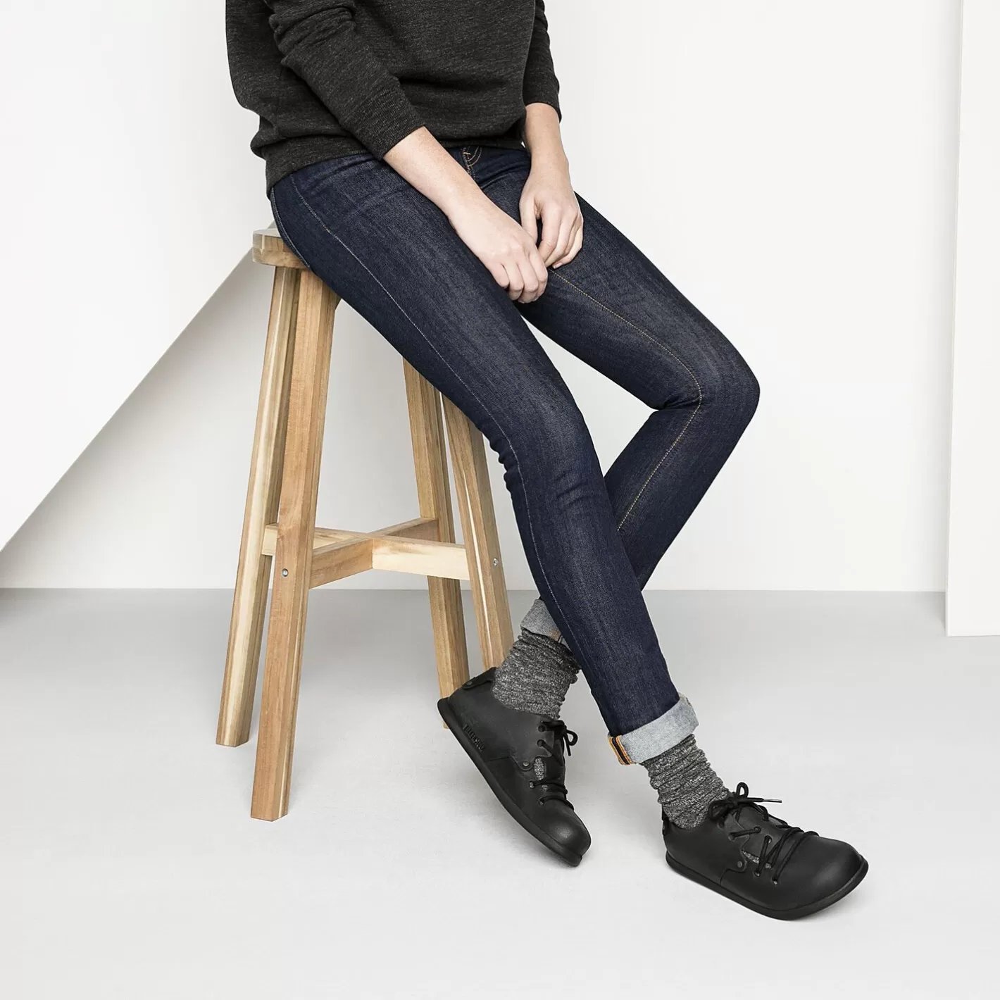Sale Birkenstock Montana Black